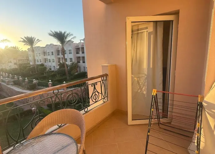 Sunset Pearl Апартаменты *